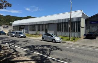 Warehouse at $100/m²
