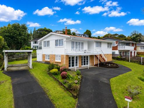 2 Takapu Street, Henderson