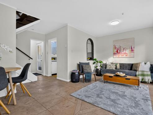 4/3 Glen Road, Browns Bay