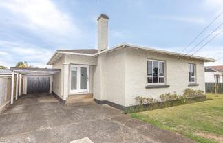 25 Fergusson Street, Springvale