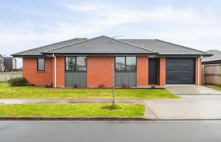 18 Haddonstone Avenue, Rototuna North