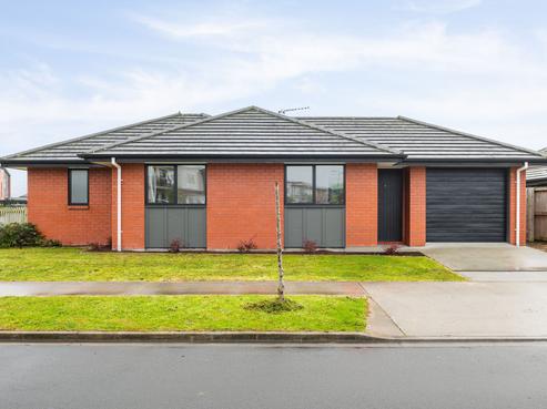 18 Haddonstone Avenue, Rototuna North
