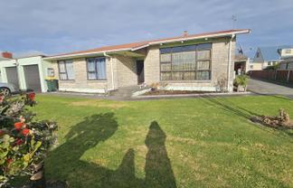 101 Broadway, Waitara