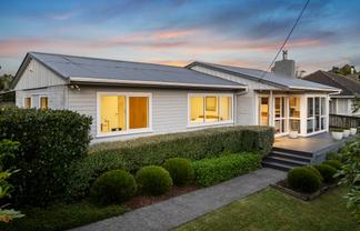 1 Mackwood Place, Birkdale