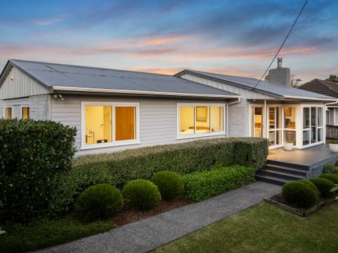 1 Mackwood Place, Birkdale