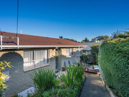11 Bell Crescent, Concord