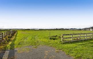 Ohangai Road, Hawera