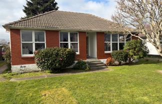 15 Duff Crescent, Highbury