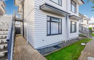 135/2 Armoy Drive, East Tamaki