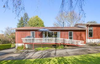 96B Grand Vue Road, Kawaha Point