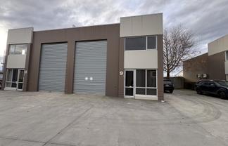 Functional industrial unit - office and warehouse