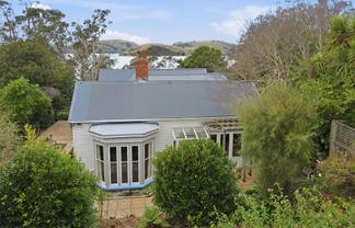 29 Magnetic Street, Port Chalmers