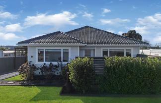 26 Buckland Road, TUAKAU