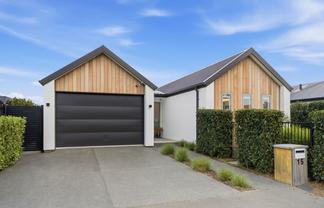 15 Larissa Road, Halswell