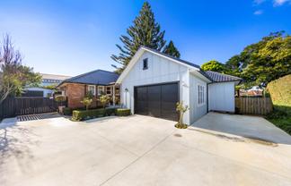 11 Alamein Road, Panmure