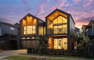 14 Streamview Way, Long Bay