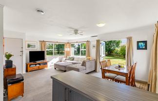 1/2 Wallace Road, Ranui