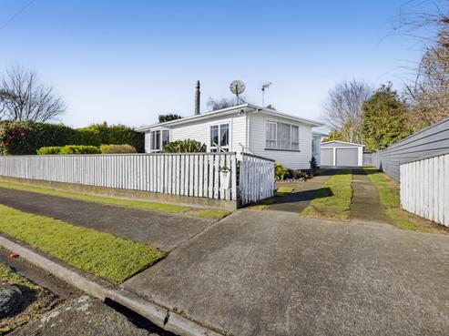 13 Bridger Place, Eltham