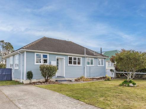 4 Colvin Street, Westport