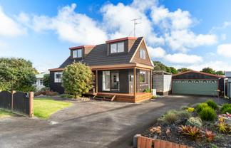 36  Racecourse Road, Waiuku
