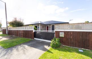800 Albert Street, Parkvale