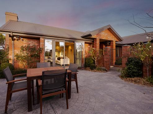 14 Dunmurry Place, Casebrook