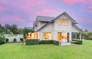 2 Railway Lane, Outram