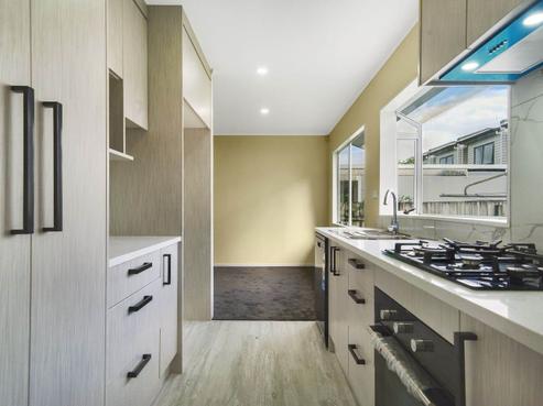3/286 Porchester Road, Takanini
