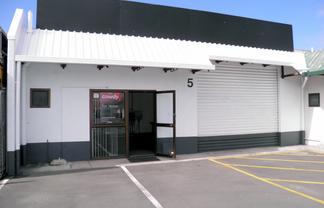 Warehouse / Showroom / Office