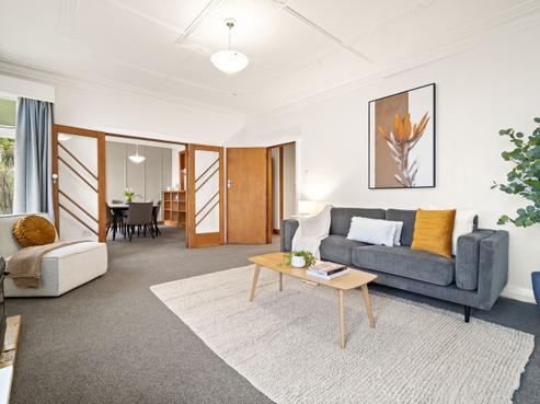 36 Easther Crescent, Kew