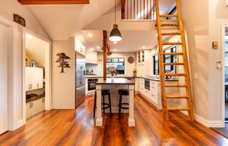 15a Kitchener Square, Highfield