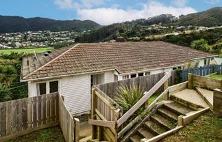 42 Victory Avenue, Karori