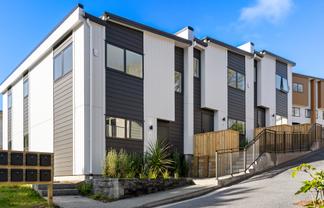 1/6 Embassy Place, Glenfield