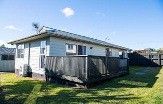 41 Outram Grove, Kelson