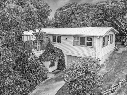 32 Waiora Road, Stanmore Bay