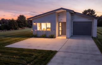  Saddleback Drive, Richmond Heights