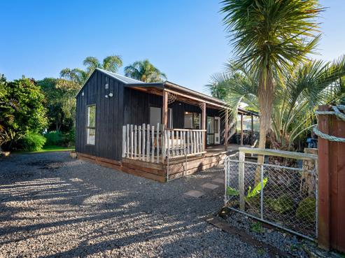28 Cedar Road, Te Awanga
