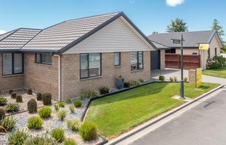 4 Korari Grove, Redwoodtown