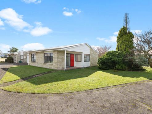 2/12 Buchanan Street, Matamata