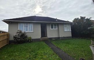 16 Clarkson Crescent, Otara