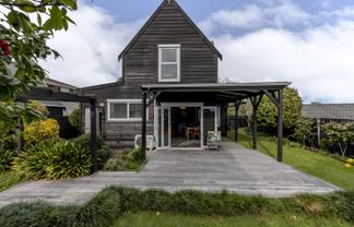 87 Dorset Avenue, Lynmouth