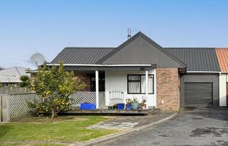 30 Parry Street, Huntly