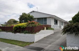 11 Cholmondeley Ave, Opawa