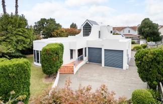 11 Crowden Place, Harrowfield