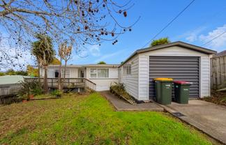 13 Poto Street, Te Atatu South