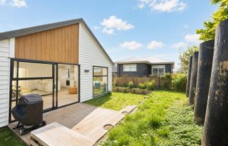 11B Pakaraka Drive, Papakura