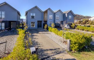 17 Mount Nicholas Avenue, Wanaka