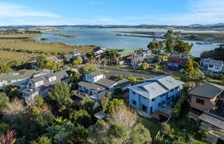 57 George Point Road, Onerahi