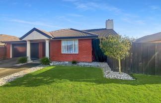 6 Bibiana Street, Aidanfield