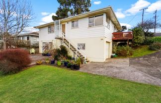 257 Sunset Road, Sunnynook